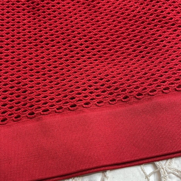 Alala Essential Seamless mesh high cut sports bra - Picture 7 of 8